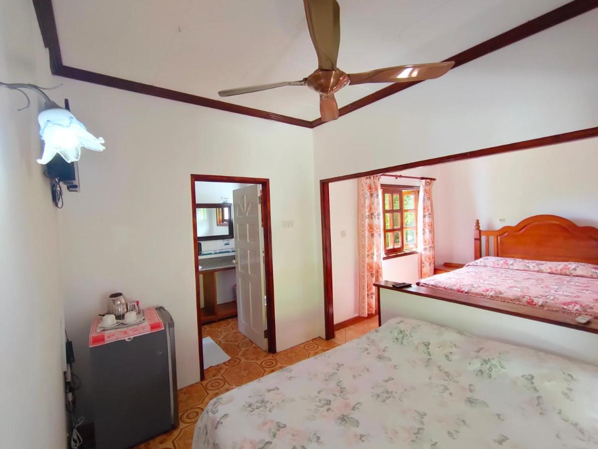 Beryl Guesthouse La Digue Exterior photo